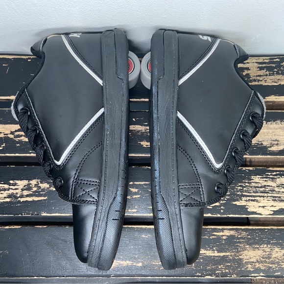 Heelys Wheeled Shoes Youth 5 Propel Skate Kids Sneakers Black White Gray Caps - Picture 5 of 16